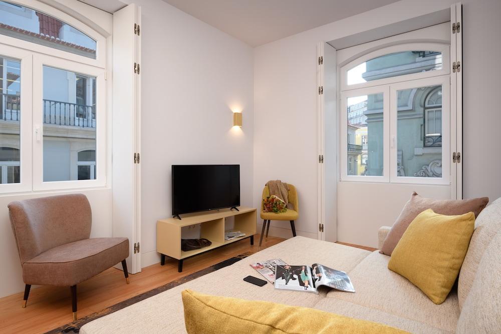 Ouro Grand By Level Residences 4*